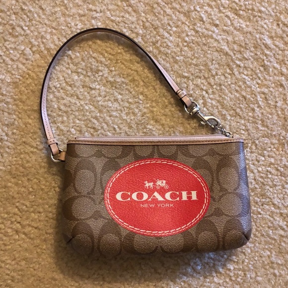 👛HP👛 Coach wristlet - Picture 2 of 6